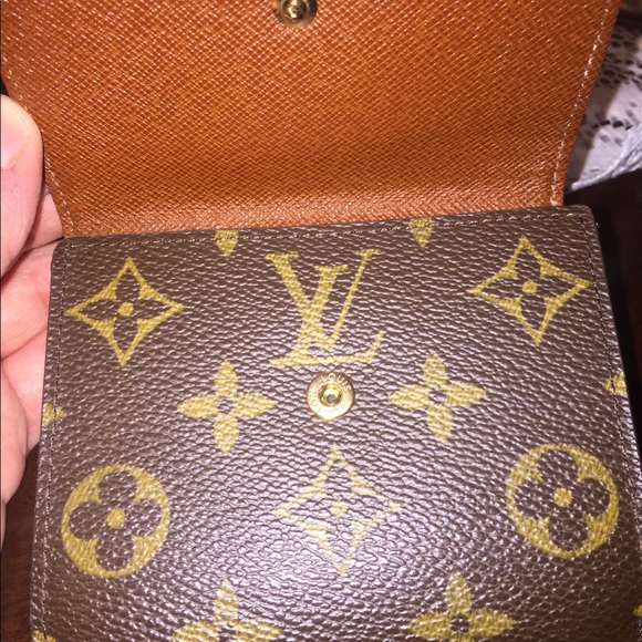 Louis Vuitton Wallet. (Make an offer) - Picture 5 of 8